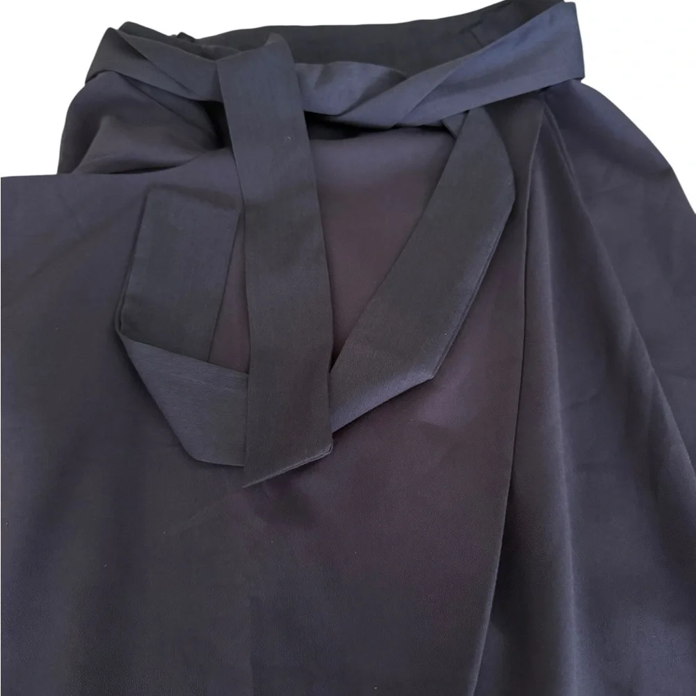 Chic Casual Navy Blue Asymmetrical Pants Wrap Shirt NWT - Picture 3 of 6